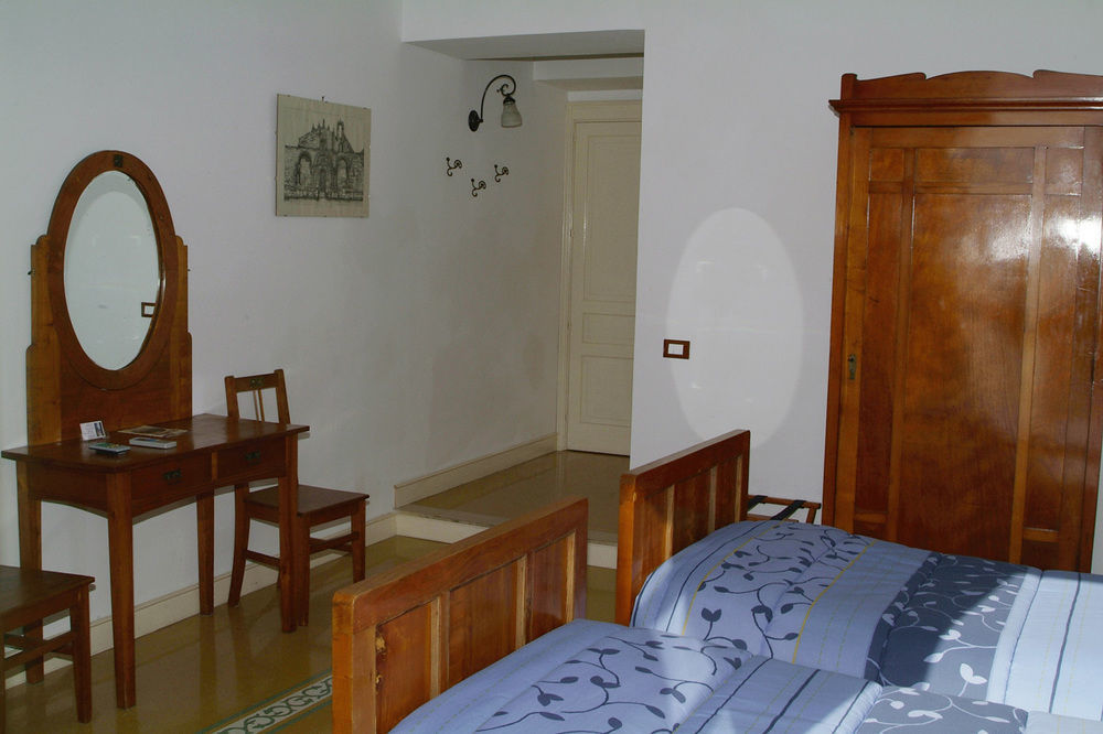 Ortigia Camere Con Vista Da Giulio B&B Syracuse Exterior foto